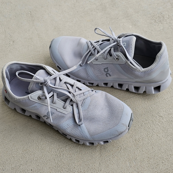 On Running Men's Athletic Shoes - Light Gray - Picture 6 of 8